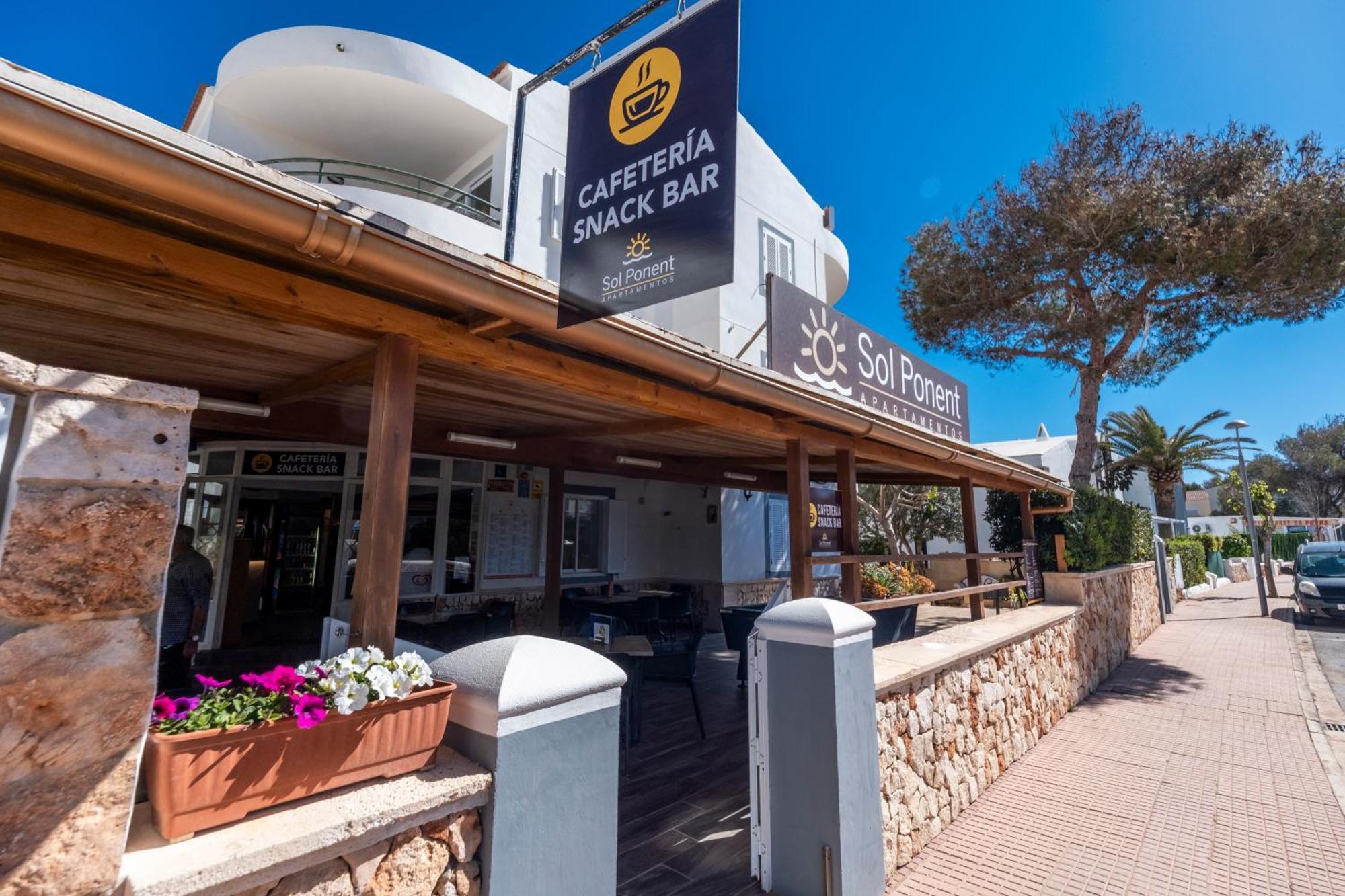 Apartamentos Sol Ponent Cala Blanca  Exterior photo