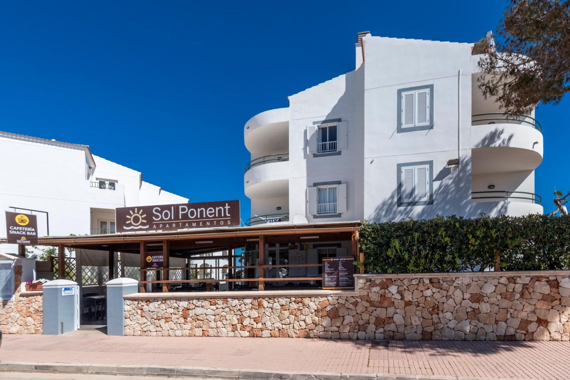 Apartamentos Sol Ponent Cala Blanca  Exterior photo